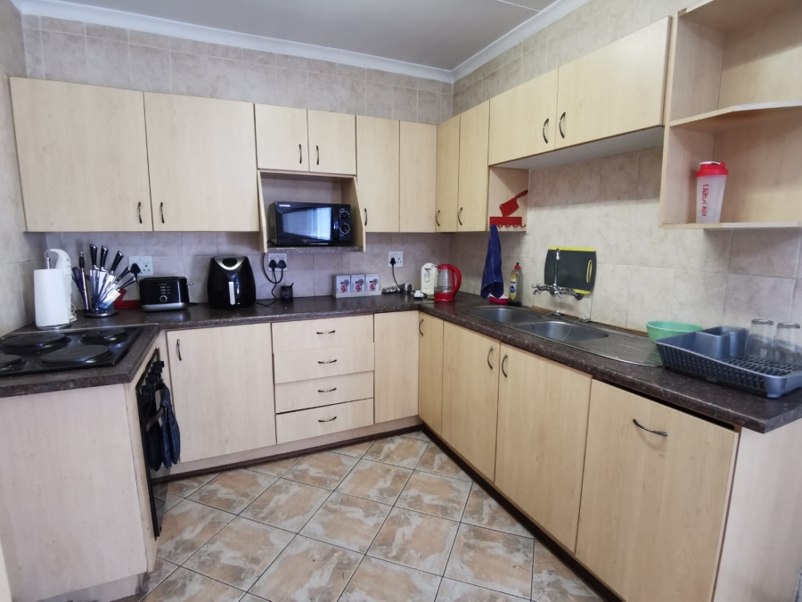 1 Bedroom Property for Sale in Van Dyk Park Gauteng