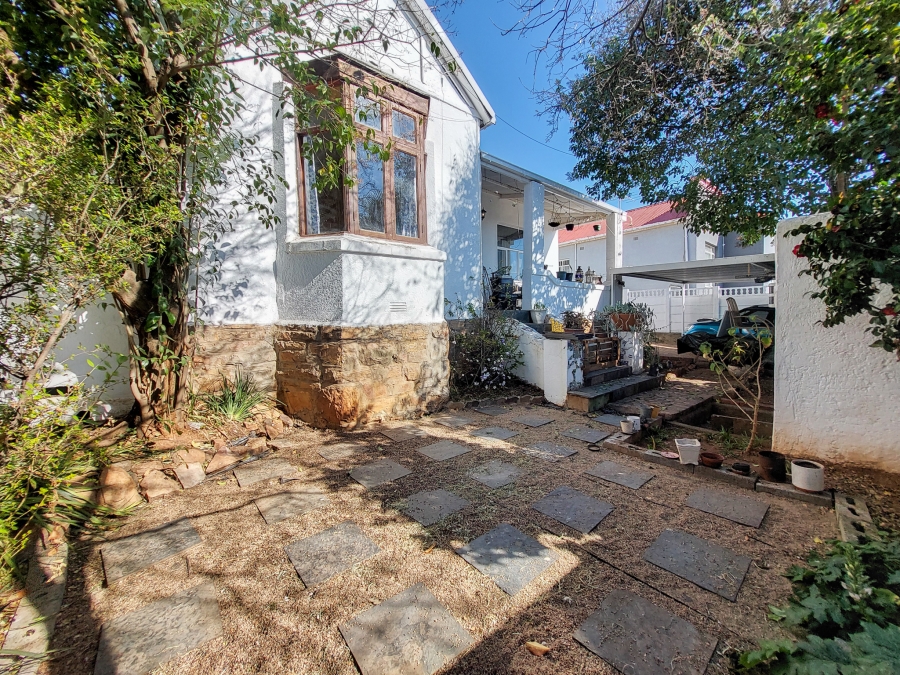 To Let 2 Bedroom Property for Rent in Orange Grove Gauteng
