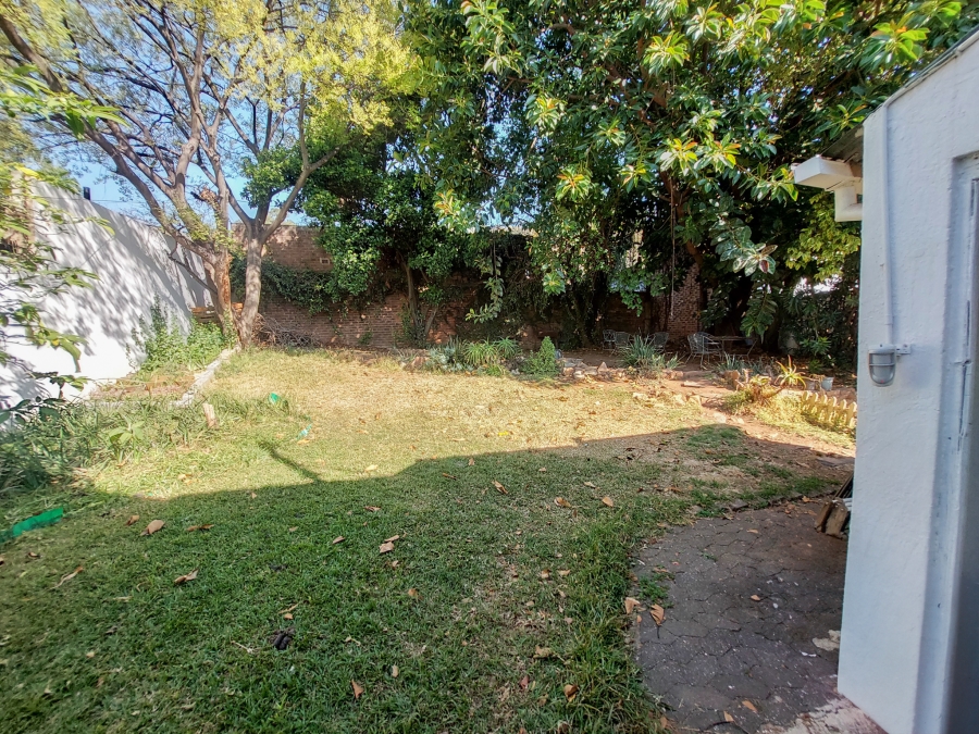 To Let 2 Bedroom Property for Rent in Orange Grove Gauteng