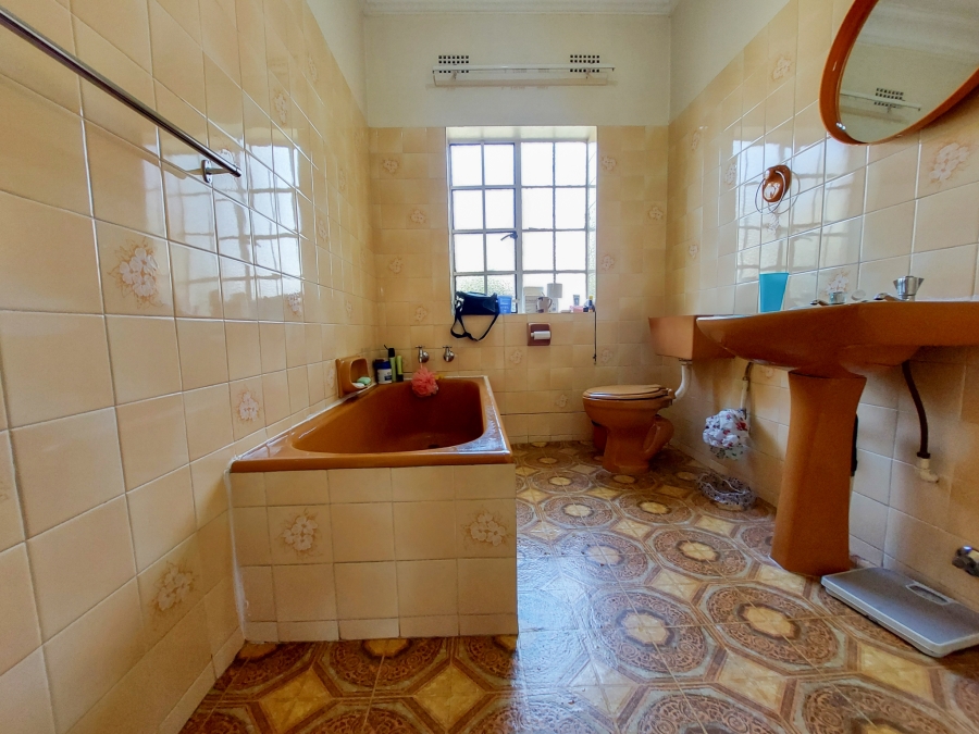 To Let 1 Bedroom Property for Rent in Westdene Gauteng