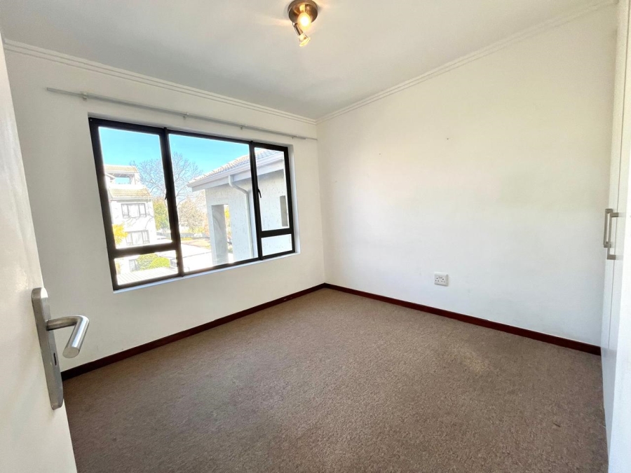 2 Bedroom Property for Sale in Lonehill Gauteng