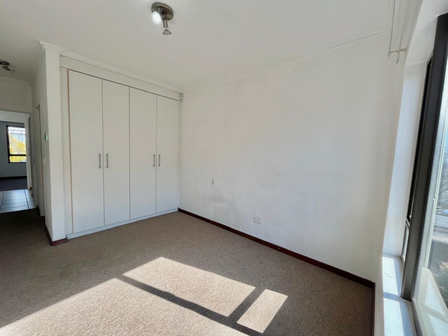 2 Bedroom Property for Sale in Lonehill Gauteng