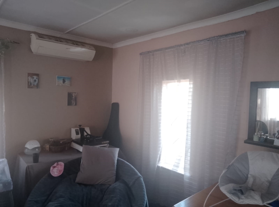 4 Bedroom Property for Sale in Geduld Ext 1 Gauteng