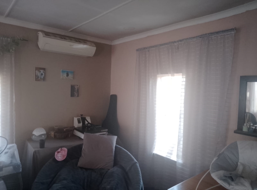4 Bedroom Property for Sale in Geduld Ext 1 Gauteng