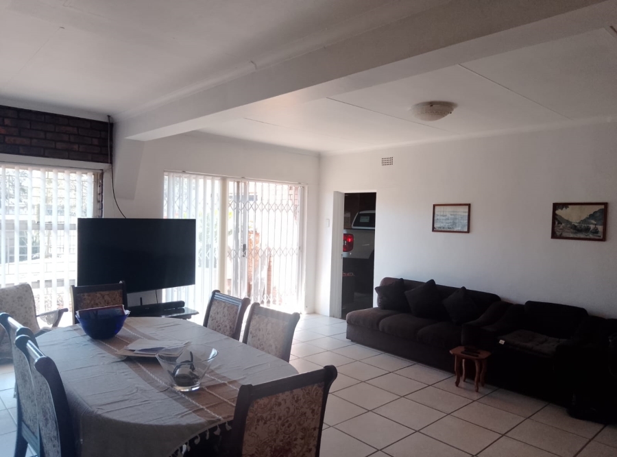 3 Bedroom Property for Sale in Petersfield Gauteng