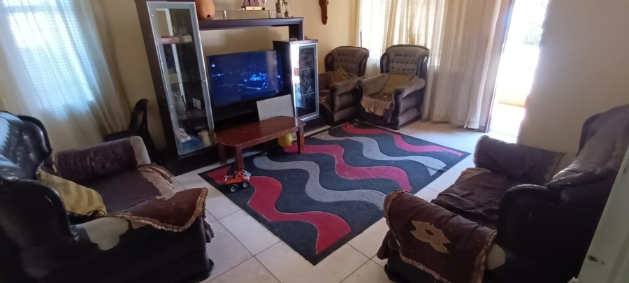 2 Bedroom Property for Sale in Danville Gauteng