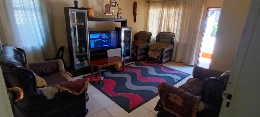 2 Bedroom Property for Sale in Danville Gauteng
