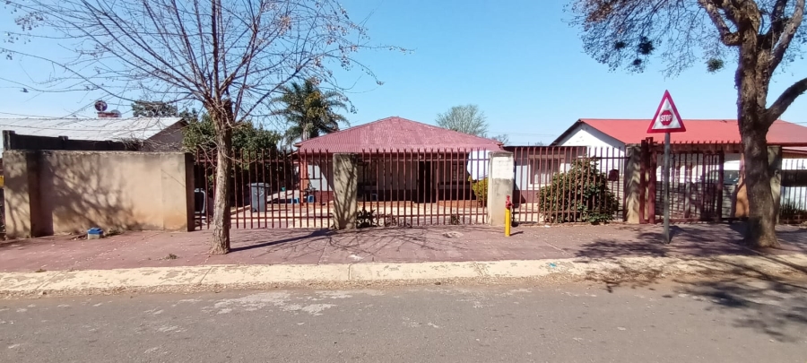 2 Bedroom Property for Sale in Danville Gauteng