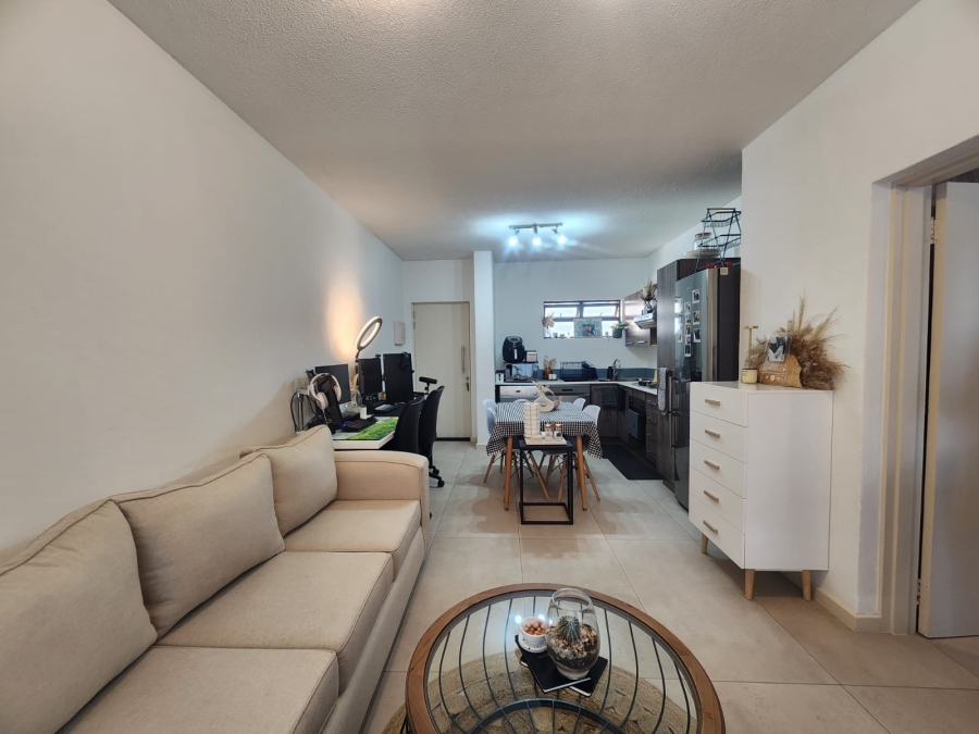 1 Bedroom Property for Sale in Beverley Gauteng