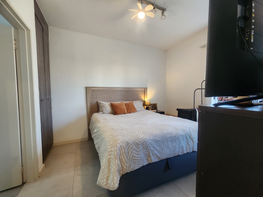 1 Bedroom Property for Sale in Beverley Gauteng