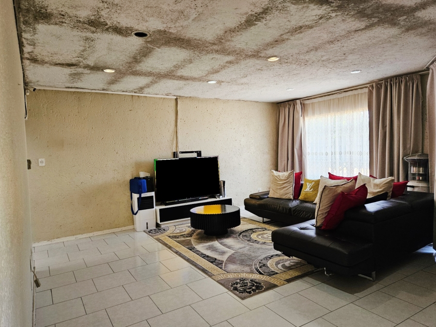 3 Bedroom Property for Sale in Bruma Gauteng