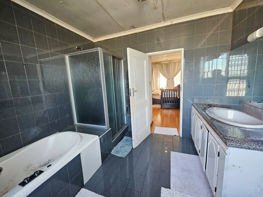 3 Bedroom Property for Sale in Bruma Gauteng