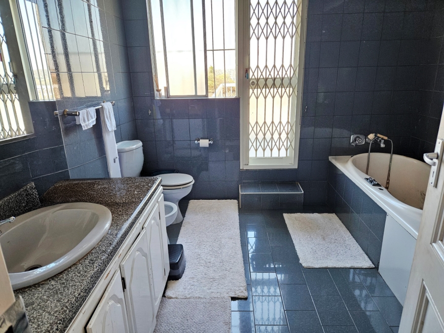 3 Bedroom Property for Sale in Bruma Gauteng