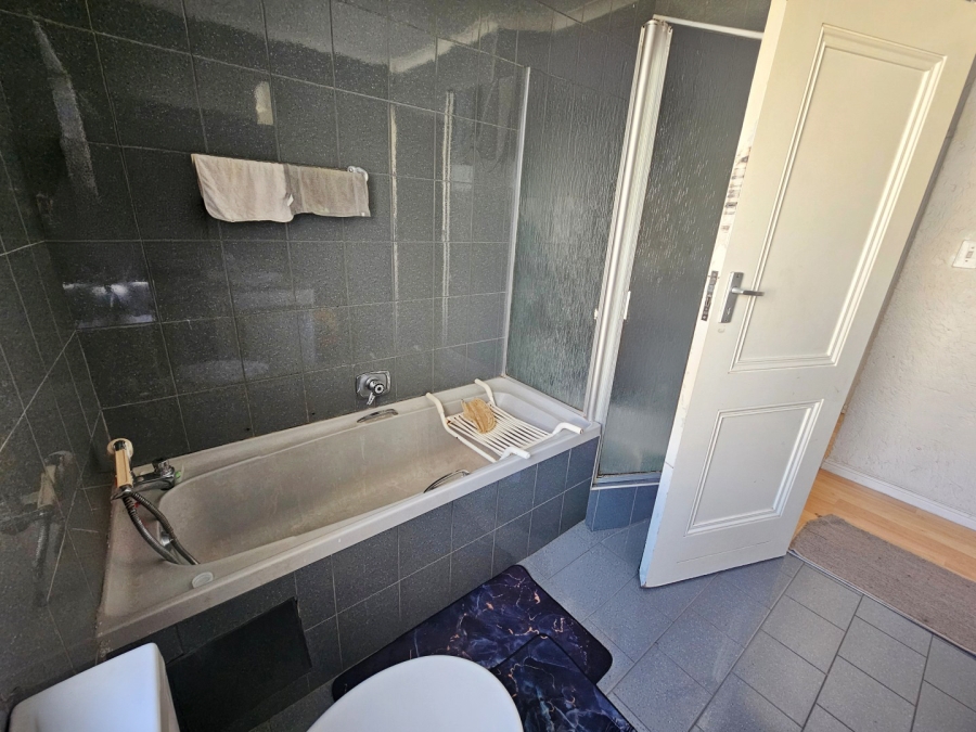 3 Bedroom Property for Sale in Bruma Gauteng
