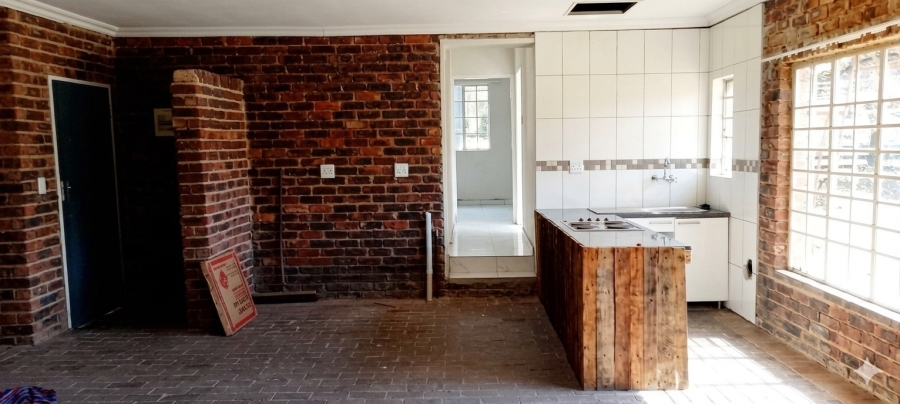To Let 2 Bedroom Property for Rent in Glen Austin Gauteng