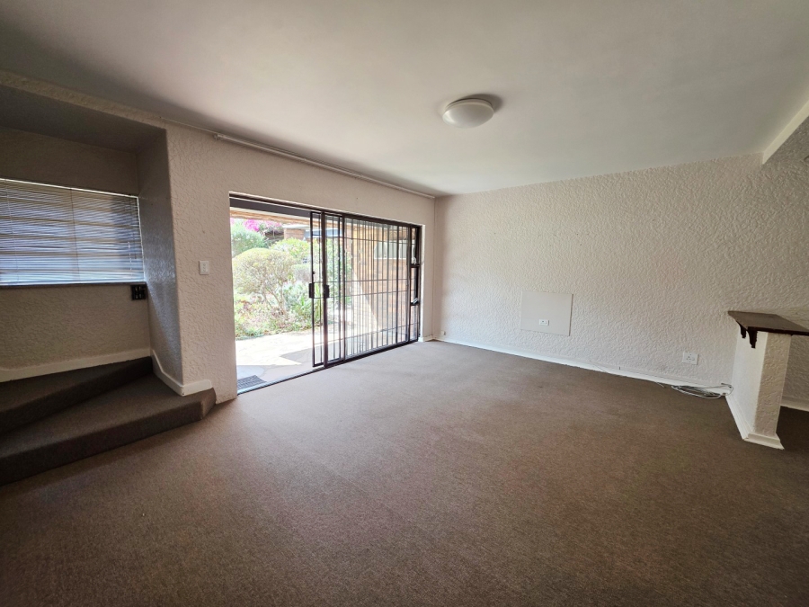 2 Bedroom Property for Sale in Robindale Gauteng