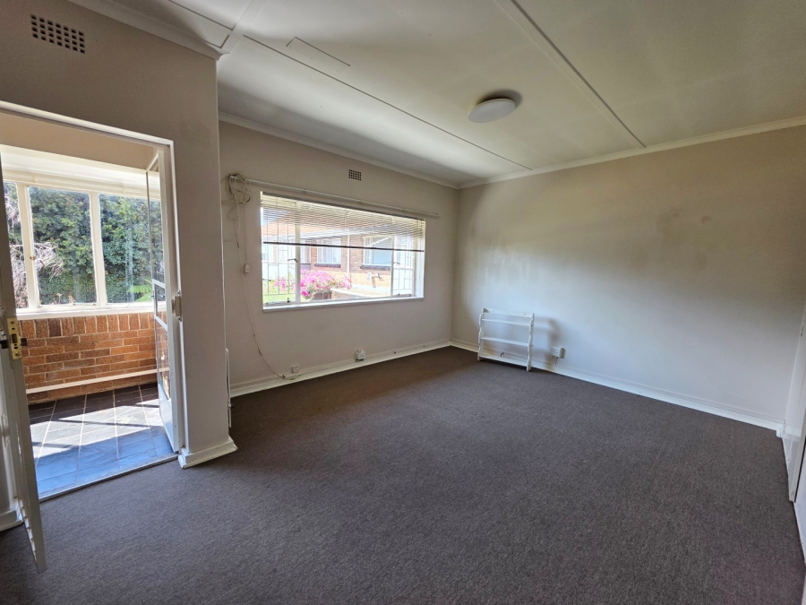 2 Bedroom Property for Sale in Robindale Gauteng