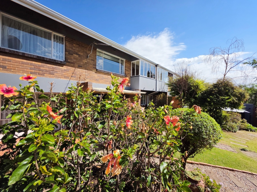 2 Bedroom Property for Sale in Robindale Gauteng