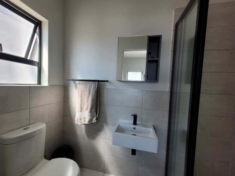 To Let 3 Bedroom Property for Rent in Pinehaven Gauteng