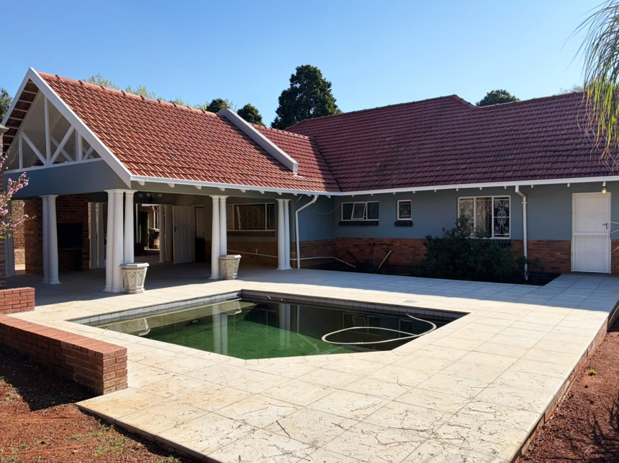 To Let 3 Bedroom Property for Rent in Linden Gauteng