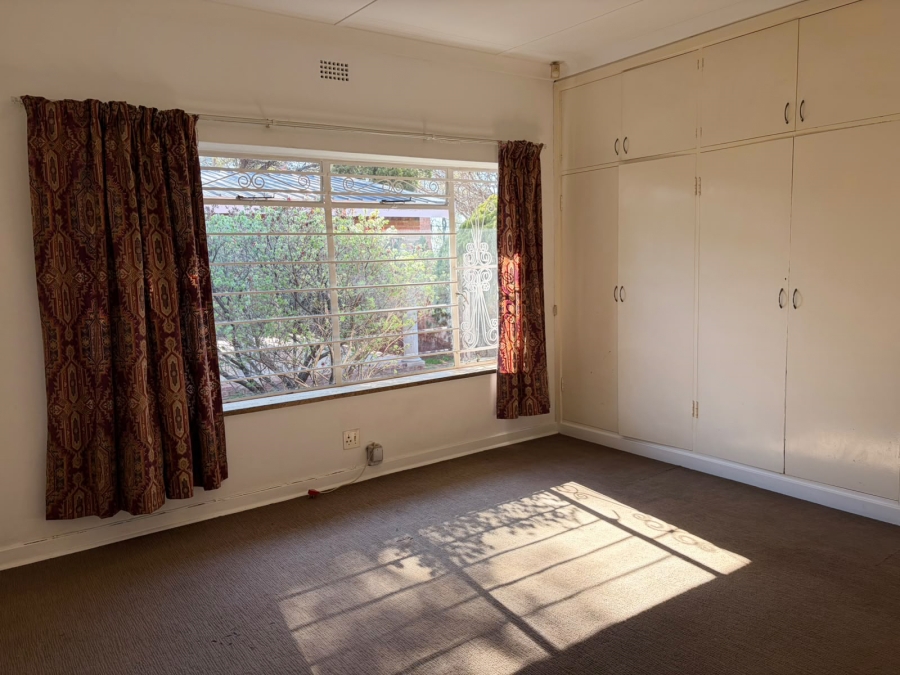 To Let 3 Bedroom Property for Rent in Linden Gauteng