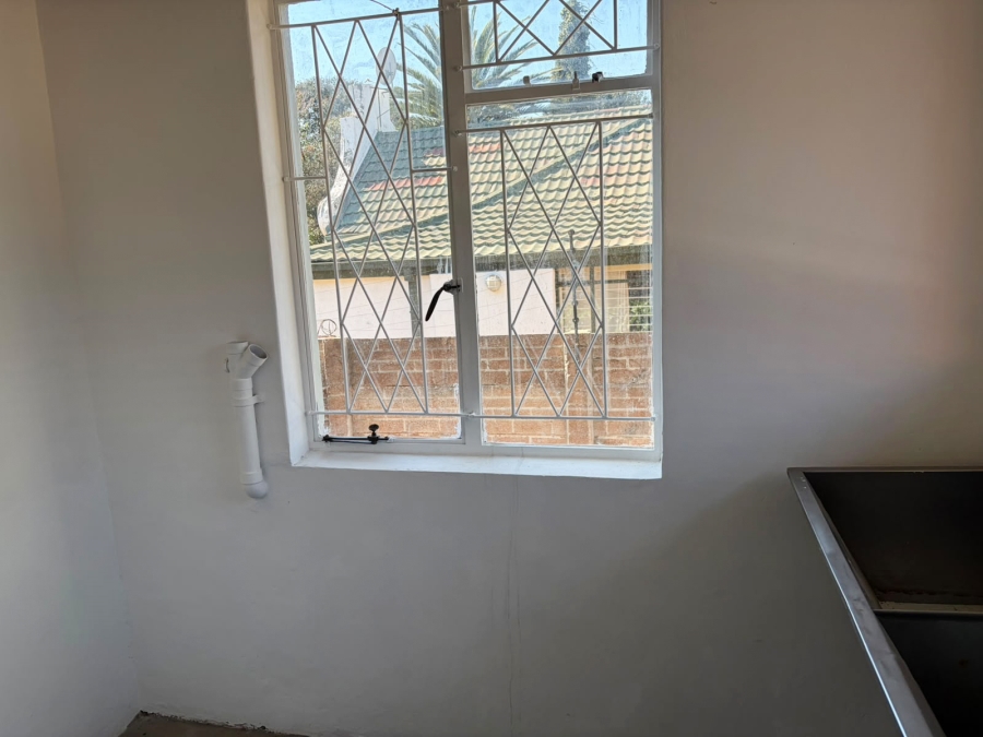 To Let 3 Bedroom Property for Rent in Linden Gauteng