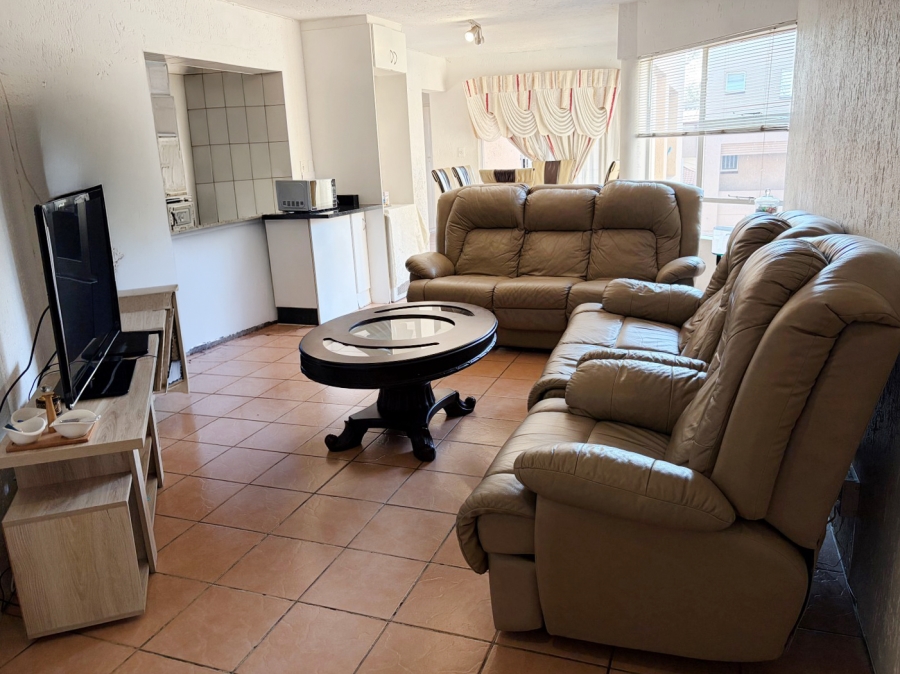 To Let 2 Bedroom Property for Rent in Blackheath Gauteng