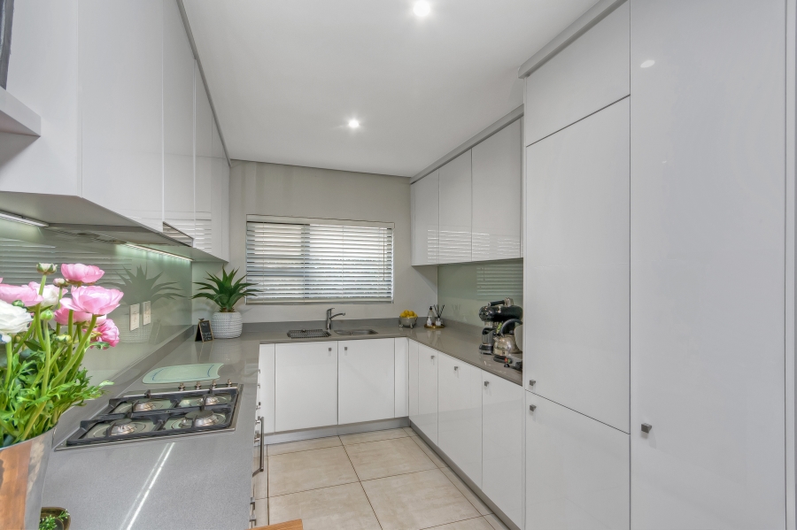 3 Bedroom Property for Sale in The Polofields Gauteng