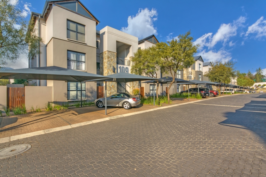 3 Bedroom Property for Sale in The Polofields Gauteng