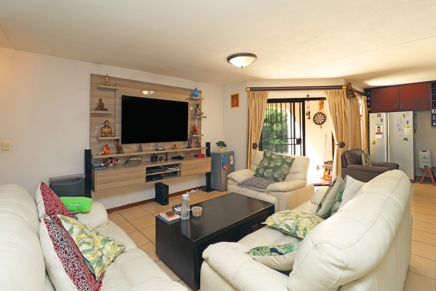 3 Bedroom Property for Sale in Country View Gauteng