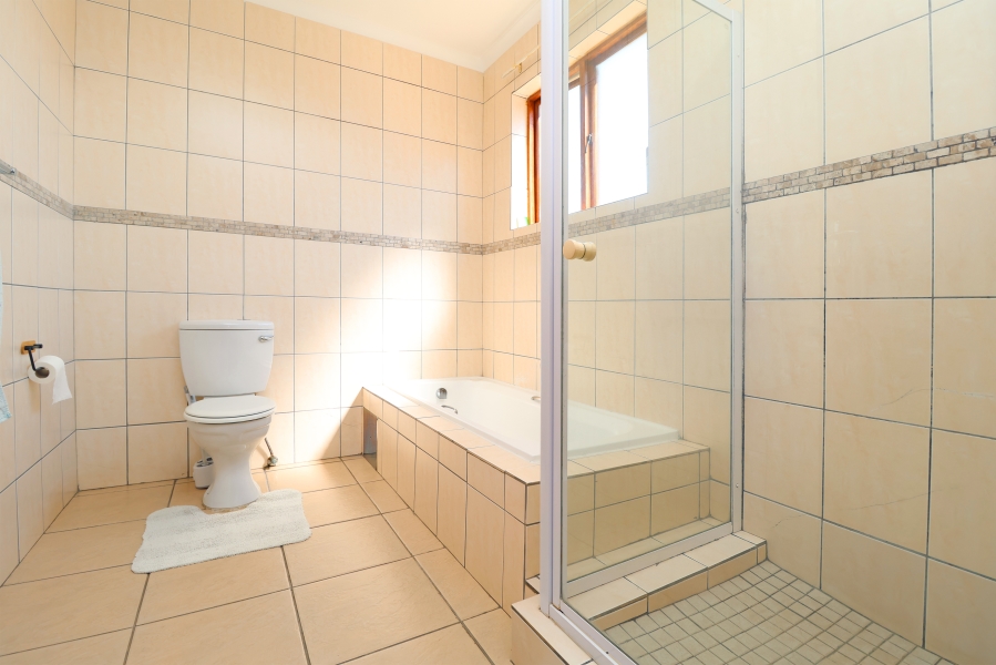 3 Bedroom Property for Sale in Country View Gauteng