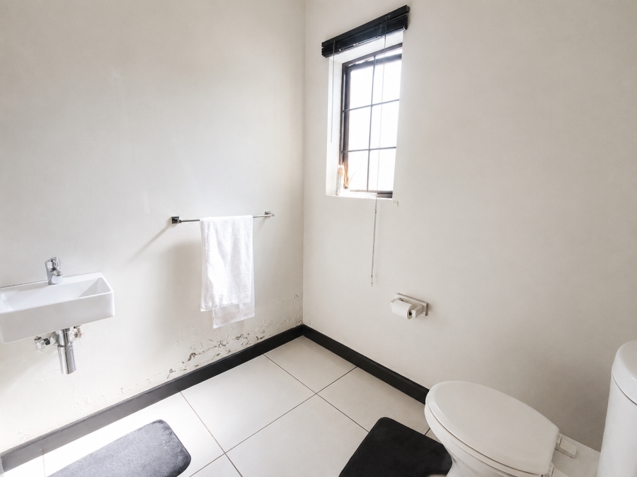 3 Bedroom Property for Sale in Halfway Gardens Gauteng
