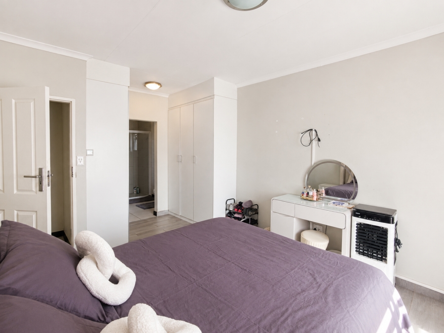 3 Bedroom Property for Sale in Halfway Gardens Gauteng