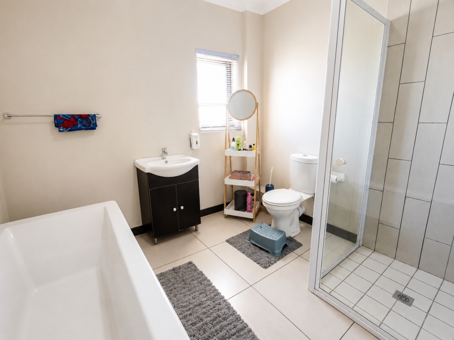 3 Bedroom Property for Sale in Halfway Gardens Gauteng
