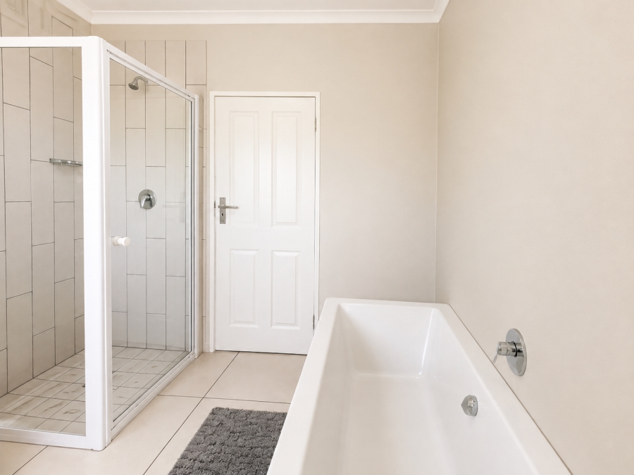 3 Bedroom Property for Sale in Halfway Gardens Gauteng