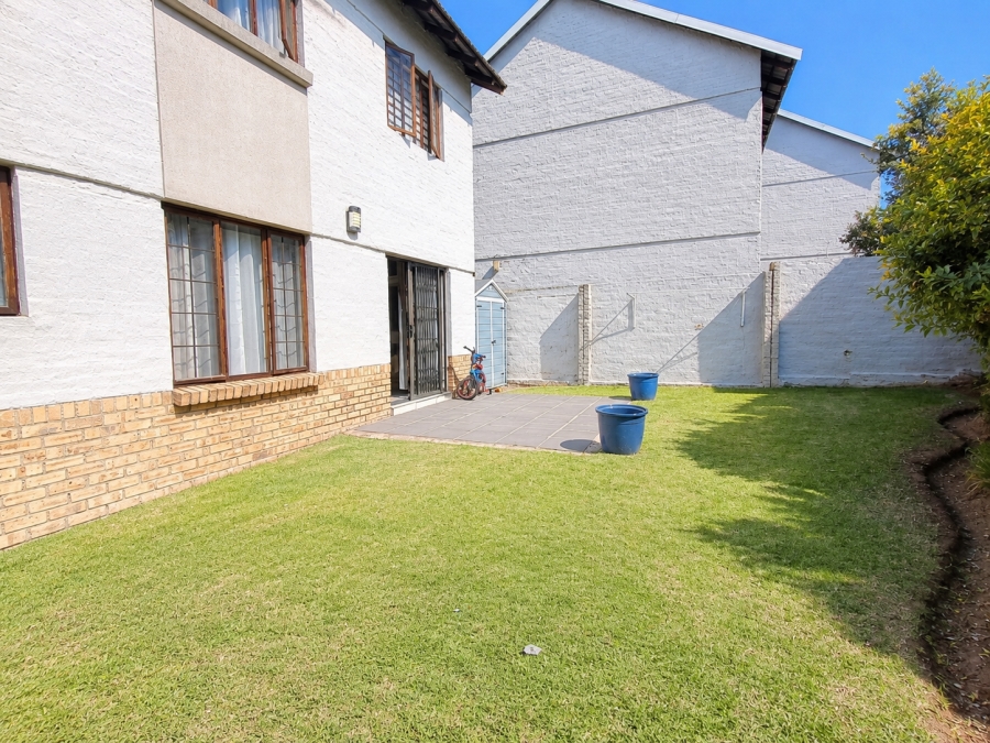3 Bedroom Property for Sale in Halfway Gardens Gauteng