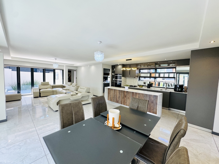 4 Bedroom Property for Sale in Swallow Hills Lifestyle Estate Gauteng