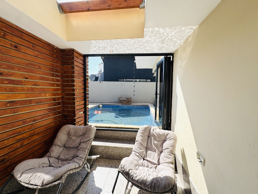 4 Bedroom Property for Sale in Swallow Hills Lifestyle Estate Gauteng