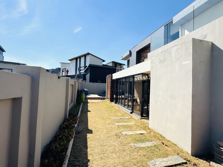 4 Bedroom Property for Sale in Swallow Hills Lifestyle Estate Gauteng