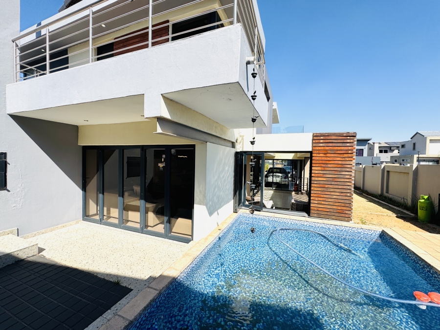 4 Bedroom Property for Sale in Swallow Hills Lifestyle Estate Gauteng