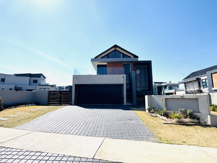 4 Bedroom Property for Sale in Swallow Hills Lifestyle Estate Gauteng