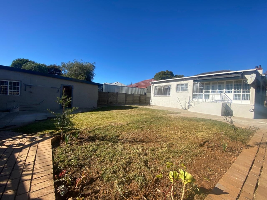 5 Bedroom Property for Sale in Lewisham Gauteng