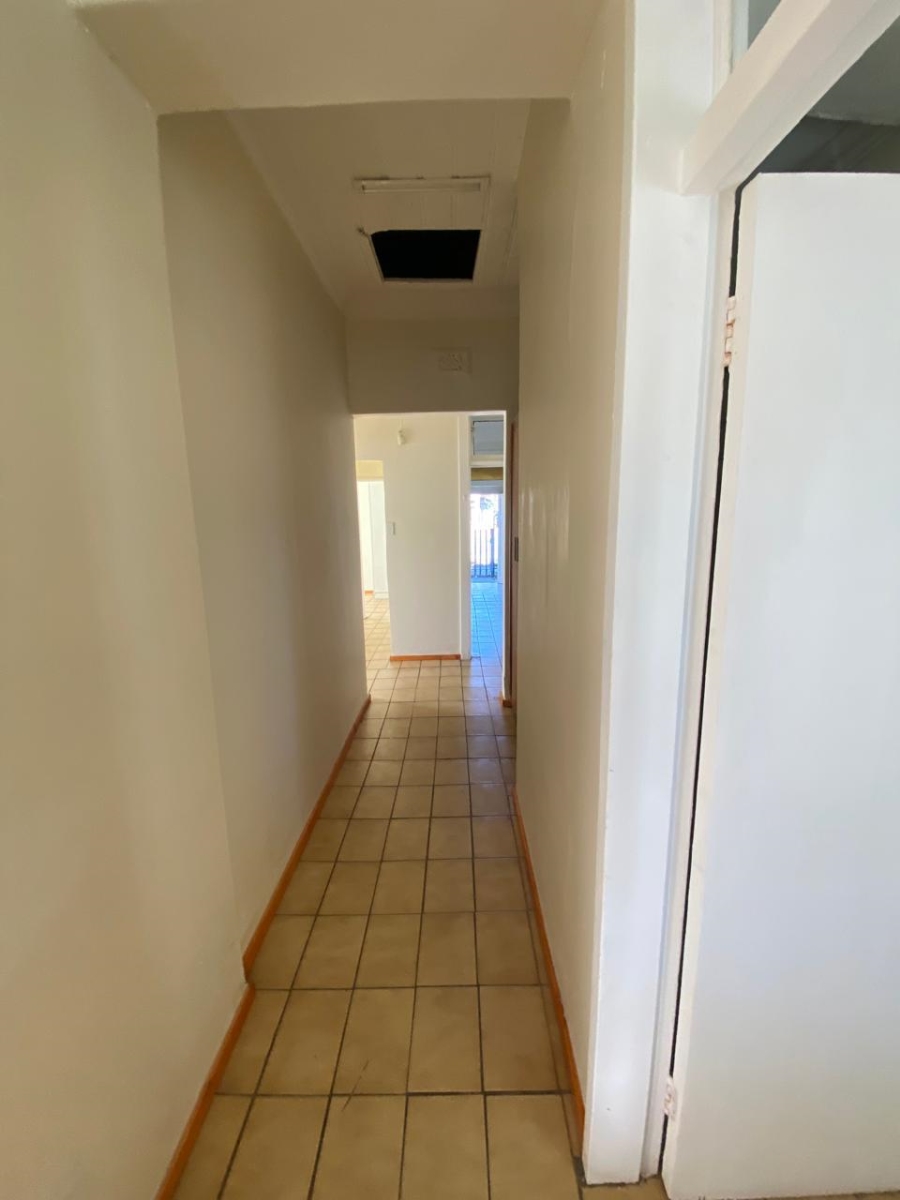 5 Bedroom Property for Sale in Lewisham Gauteng