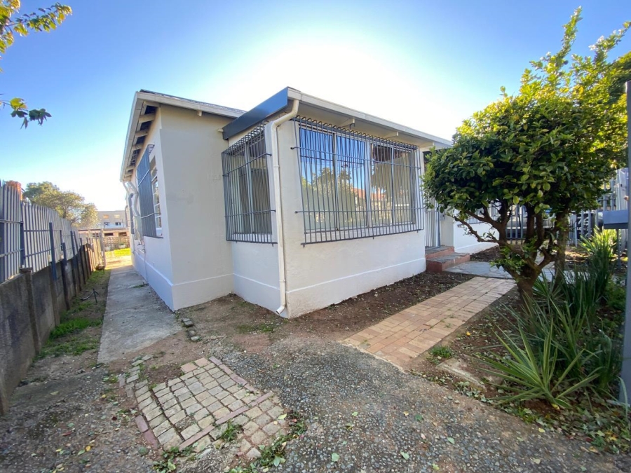 5 Bedroom Property for Sale in Lewisham Gauteng