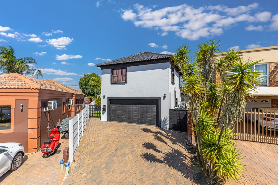 4 Bedroom Property for Sale in Clearwater Estate Gauteng