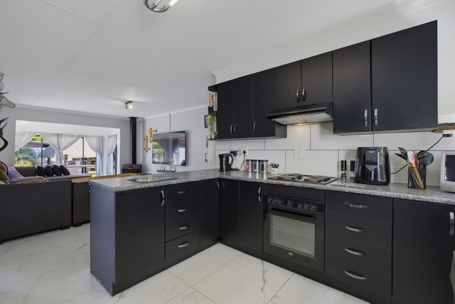 4 Bedroom Property for Sale in Clearwater Estate Gauteng