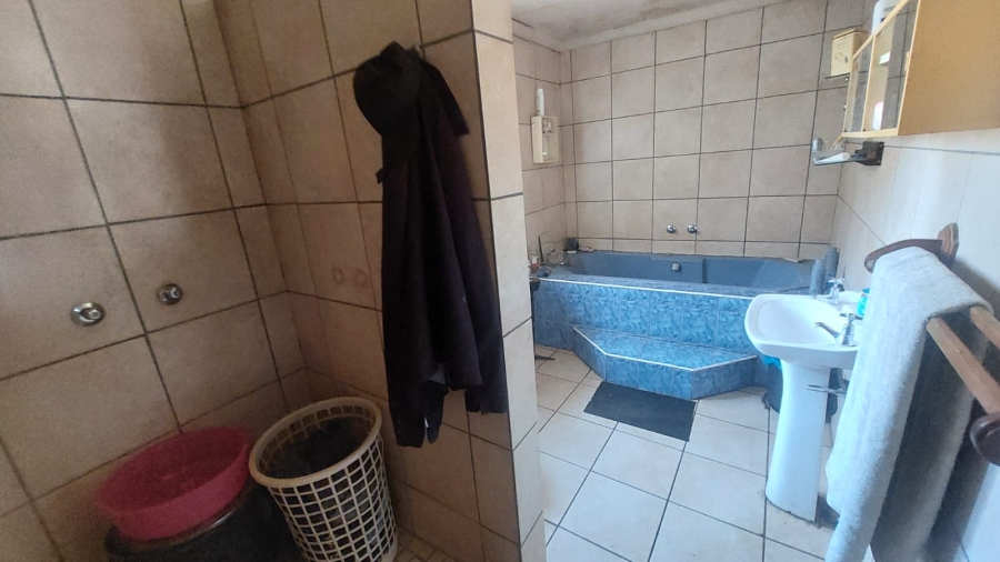 3 Bedroom Property for Sale in Avalonia A H Gauteng