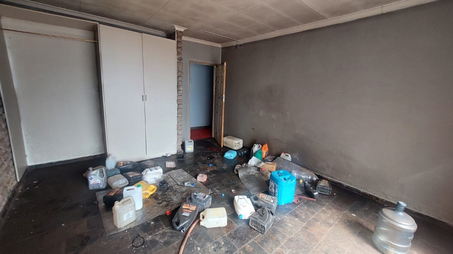 3 Bedroom Property for Sale in Avalonia A H Gauteng