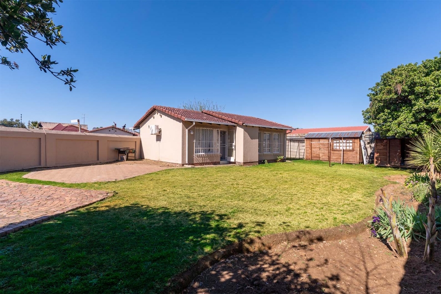 2 Bedroom Property for Sale in Huntingdon Gauteng