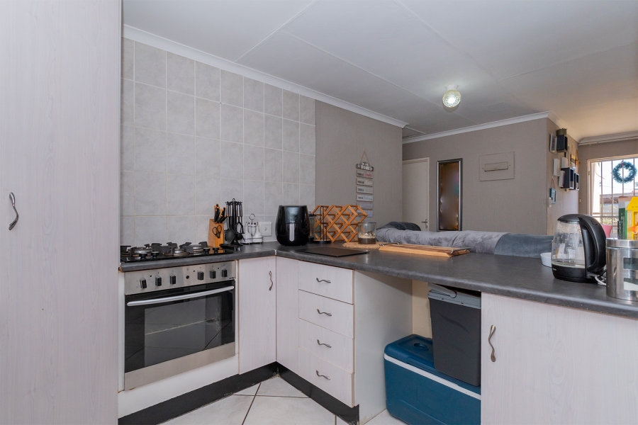 2 Bedroom Property for Sale in Huntingdon Gauteng